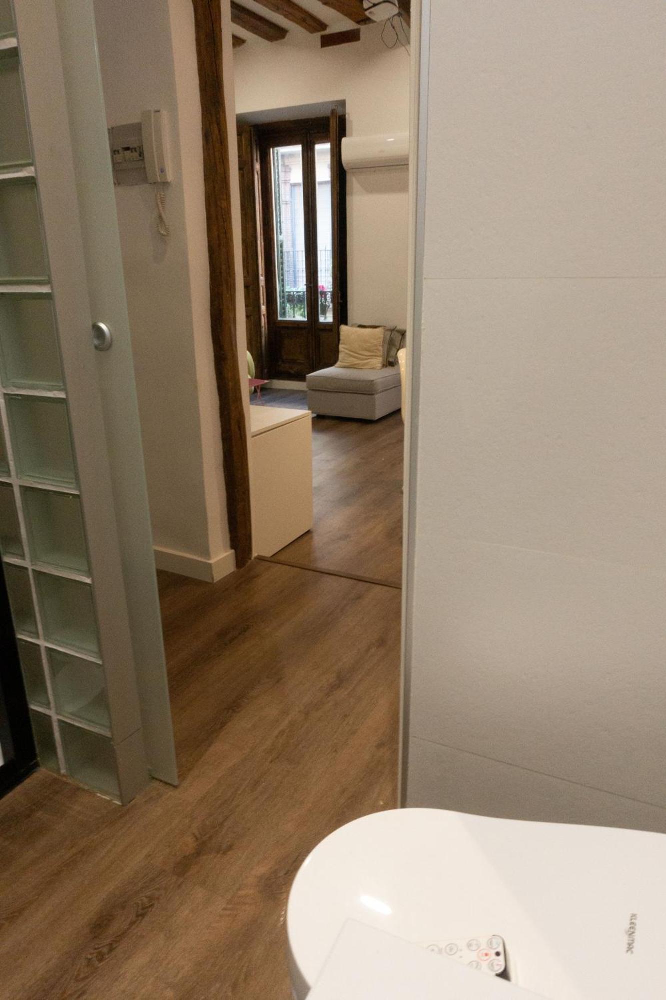 Hortaleza 4, Preciso Estudio En Chueca Junto A La Gran Via De Мадрид Екстериор снимка
